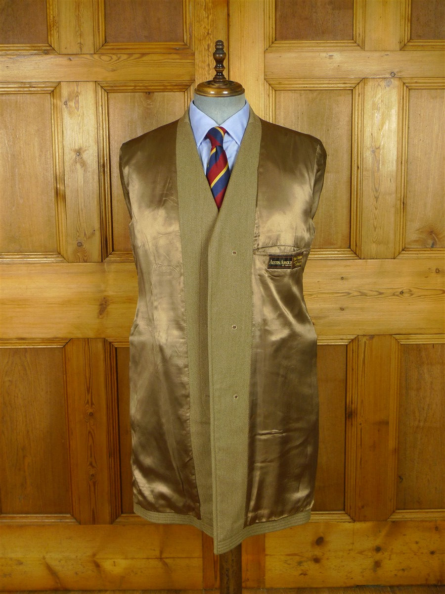 26/0698 immaculate vintage british stone venetian wool covert coat overcoat 38-39 short to regular