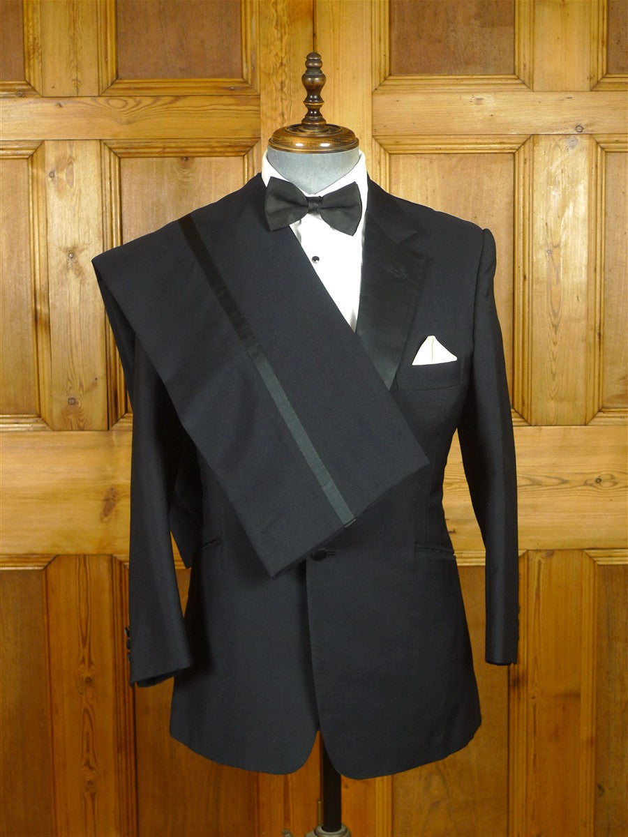 26/0713 vintage 1988 daniel w jupp savile row bespoke midnight blue wool & mohair dinner suit 36-37 short