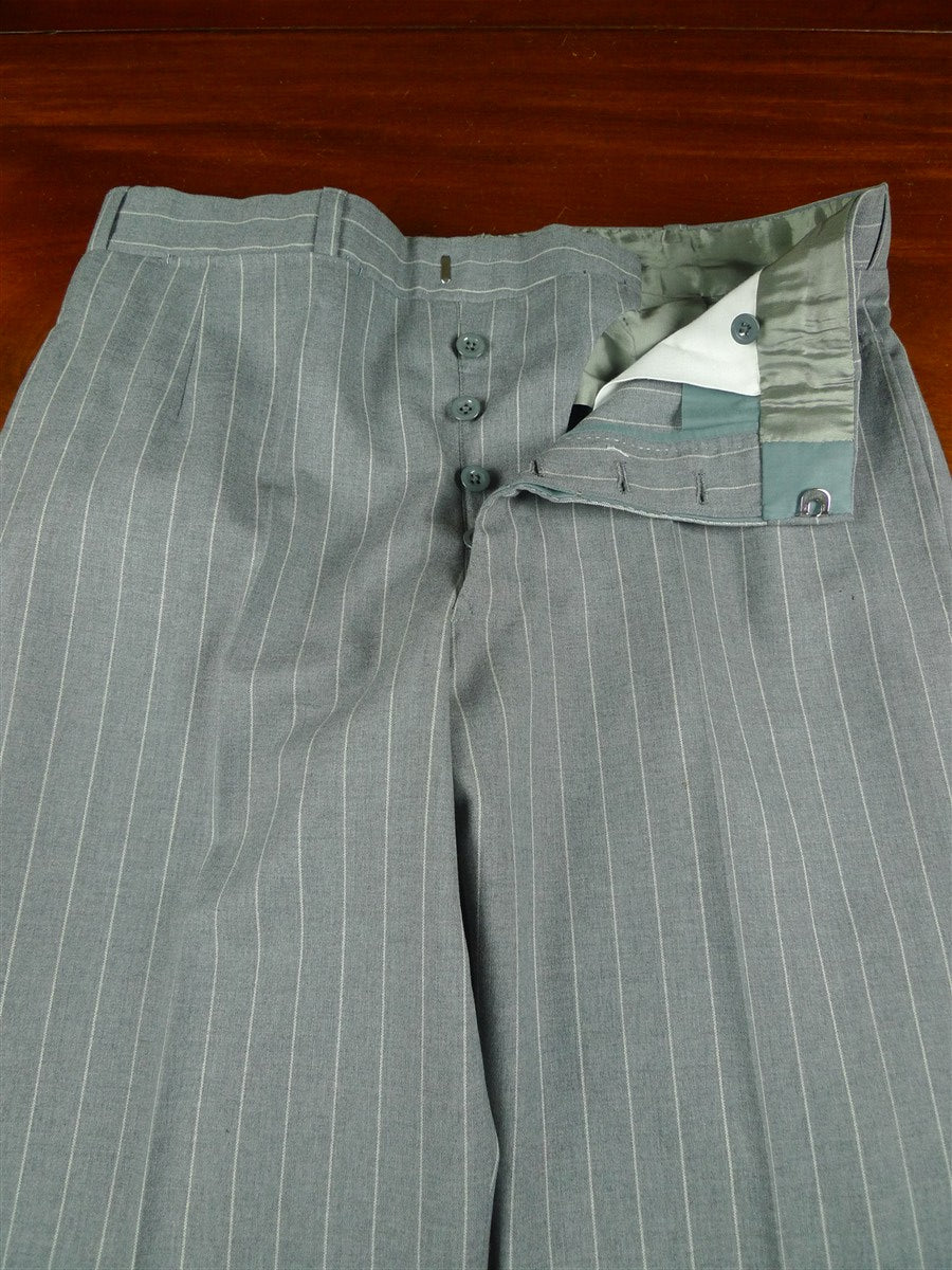 26/0727 near immaculate 2002 anderson & seheppard savile row bespoke grey pin-stripe worsted wool 3-piece suit 38-39 regular