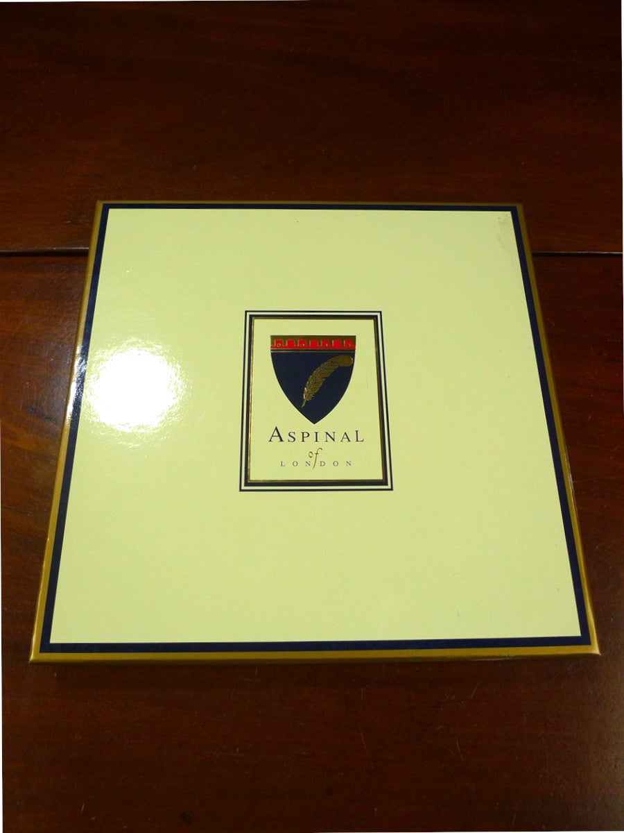 26/0746 new with tags/boxed Aspinal of london cream 100% silk pocket square