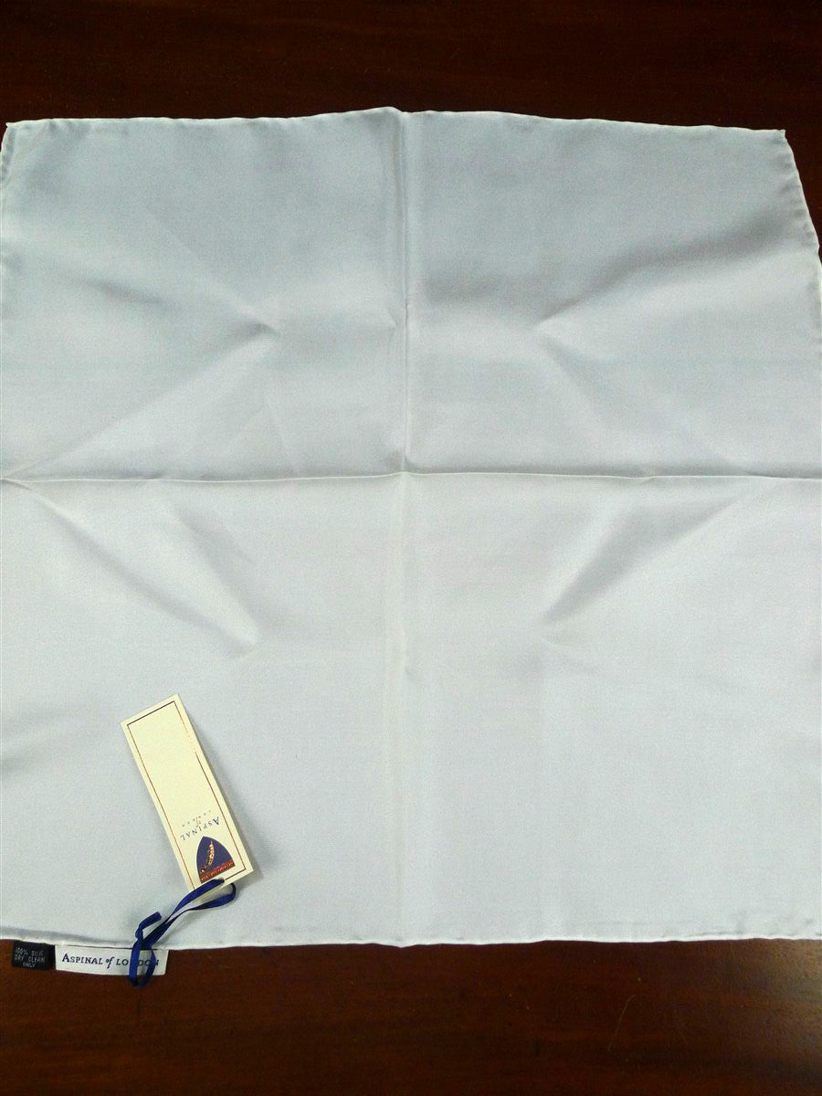 26/0746 new with tags/boxed Aspinal of london cream 100% silk pocket square