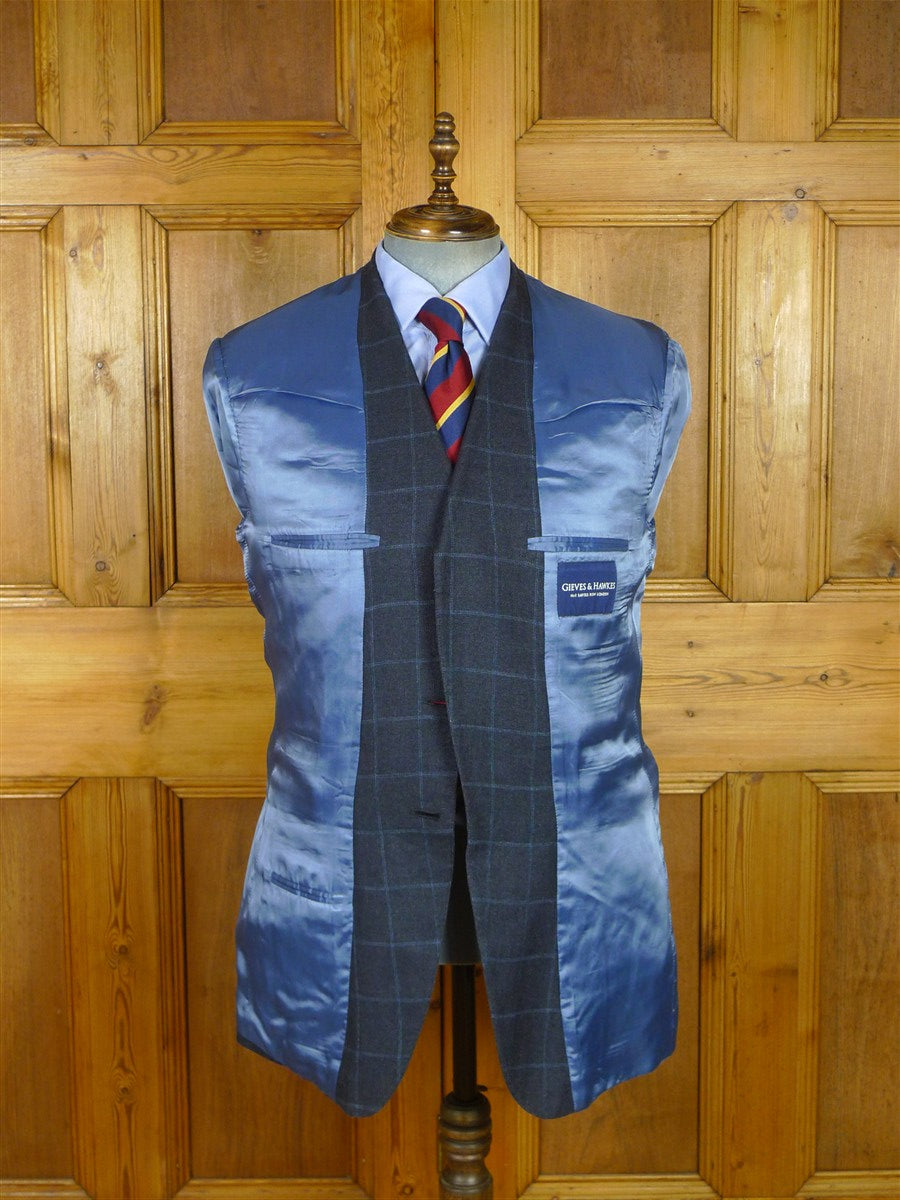 26/0777 immaculate gieves & hawkes savile row silk linen wool blue wp check sports jacket blazer 43-44 long