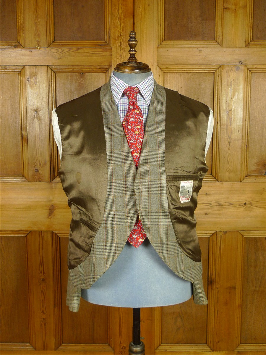 26/0807 wonderful 1950s 1960s vintage brown glen check worsted twist kilt jacket w/ staghorn buttons 44 regular