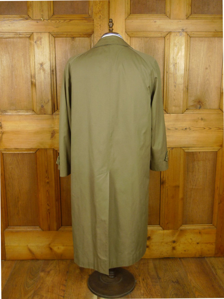 26/0796 near immaculate vintage green burberry cotton mix raincoat mac w/ detachable liner 44