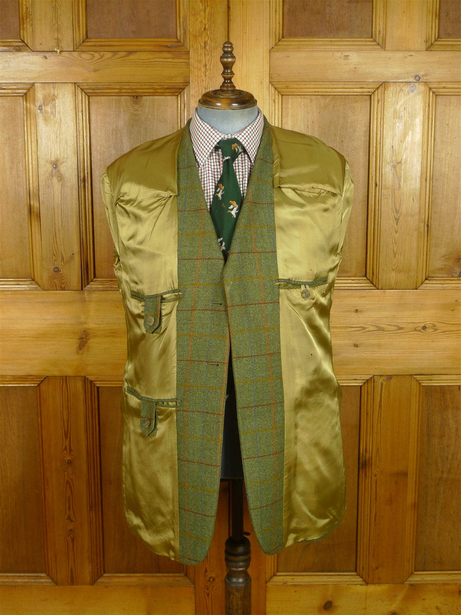 26/0822 musto performance green wp check tweed shooting jacket w/ action back 44 regular to long