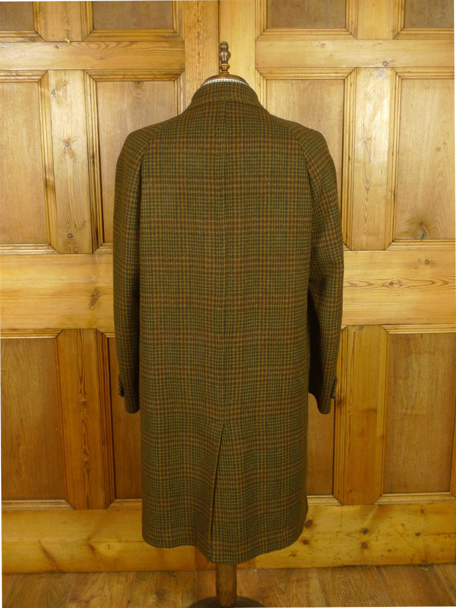 26/0823 wonderful 1960s vintage british brown gun check heavyweight twill raglan sleeve raincoat coat 42-44