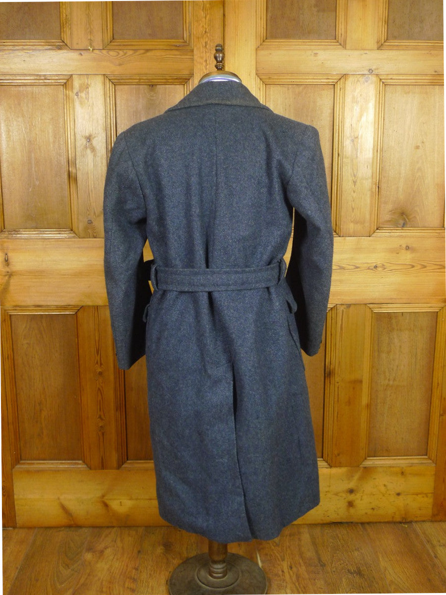 26/0824 exceptional near immaculate cc41 utility mark genuine ww2 era heavyweight d/b blue herringbone weave tweed overcoat w/ original belt & buttons 40