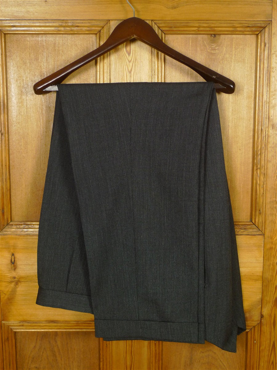 26/0811 kent haste lachter 2016 savile row bespoke charcoal grey nailhead weave 4-piece worsted suit (portly cut) 47 regular to long