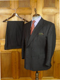26/0829 near immaculate couch & hoskin 2015 city of london bespoke charcoal grey grey / red pin-stripe d/b worsted suit 44-45 short