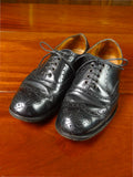 26/0853 vintage tricker's northampton british black brogue leather country shoe uk 10