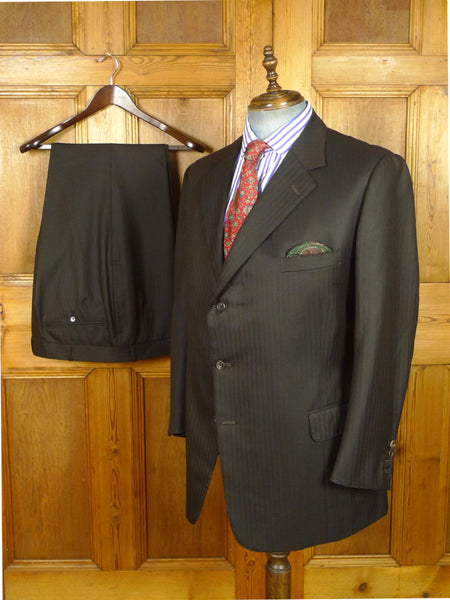26/0849 immaculate vintage 1999 henry poole savile row bespoke dark brown herringbone worsted suit 42 regular