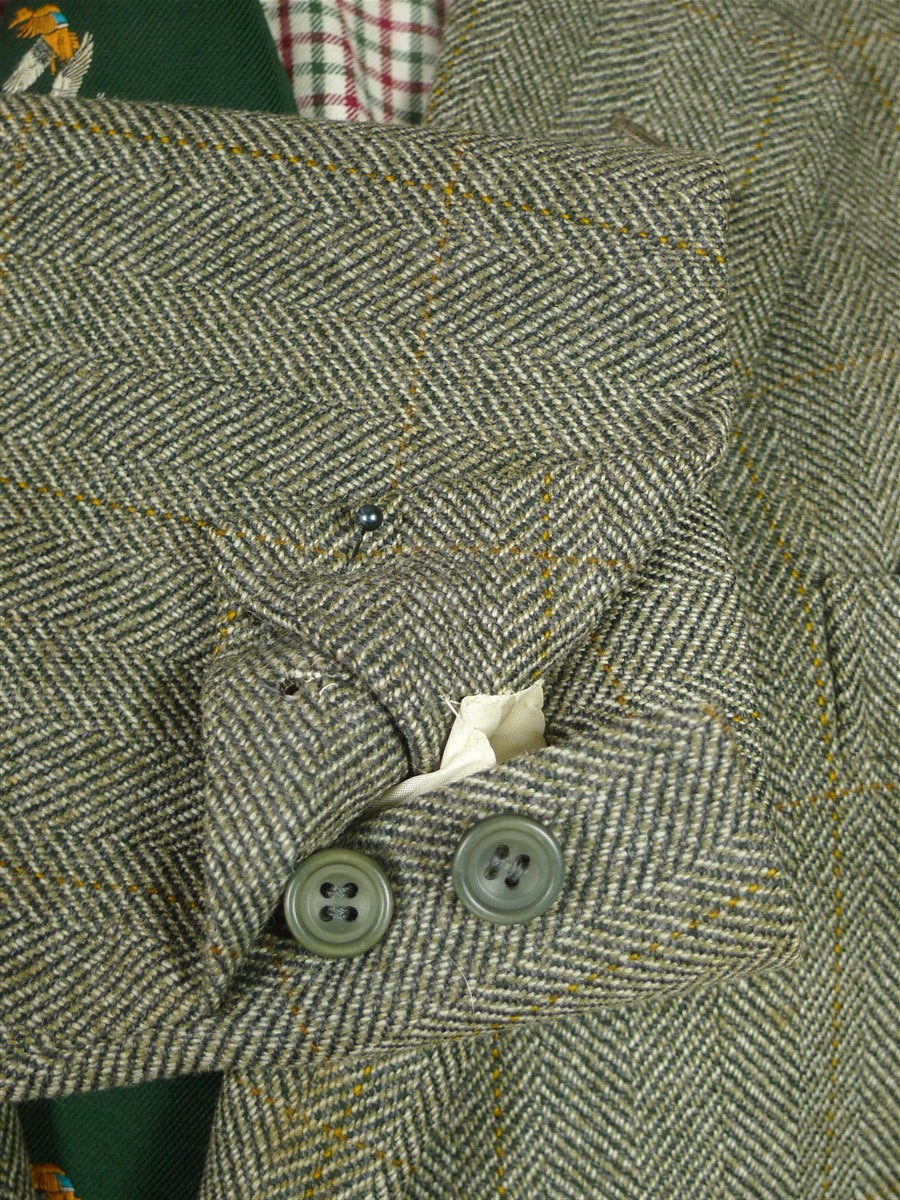 26/0846 immaculate vintage british bespoke tailored green wp check green herringbone tweed suit 42 regular to long