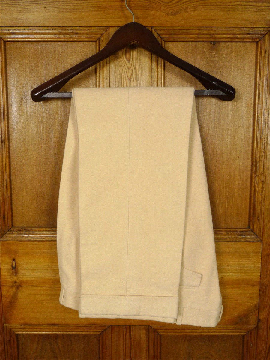 26/0842 immaculate 2015 kent haste lachter savile row bespoke cream moleskin trouser 36-39
