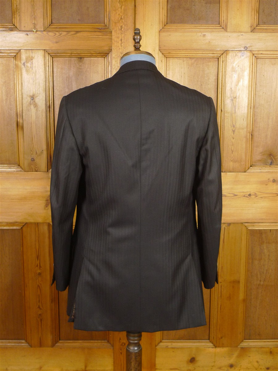 26/0849 immaculate vintage 1999 henry poole savile row bespoke dark brown herringbone worsted suit 42 regular