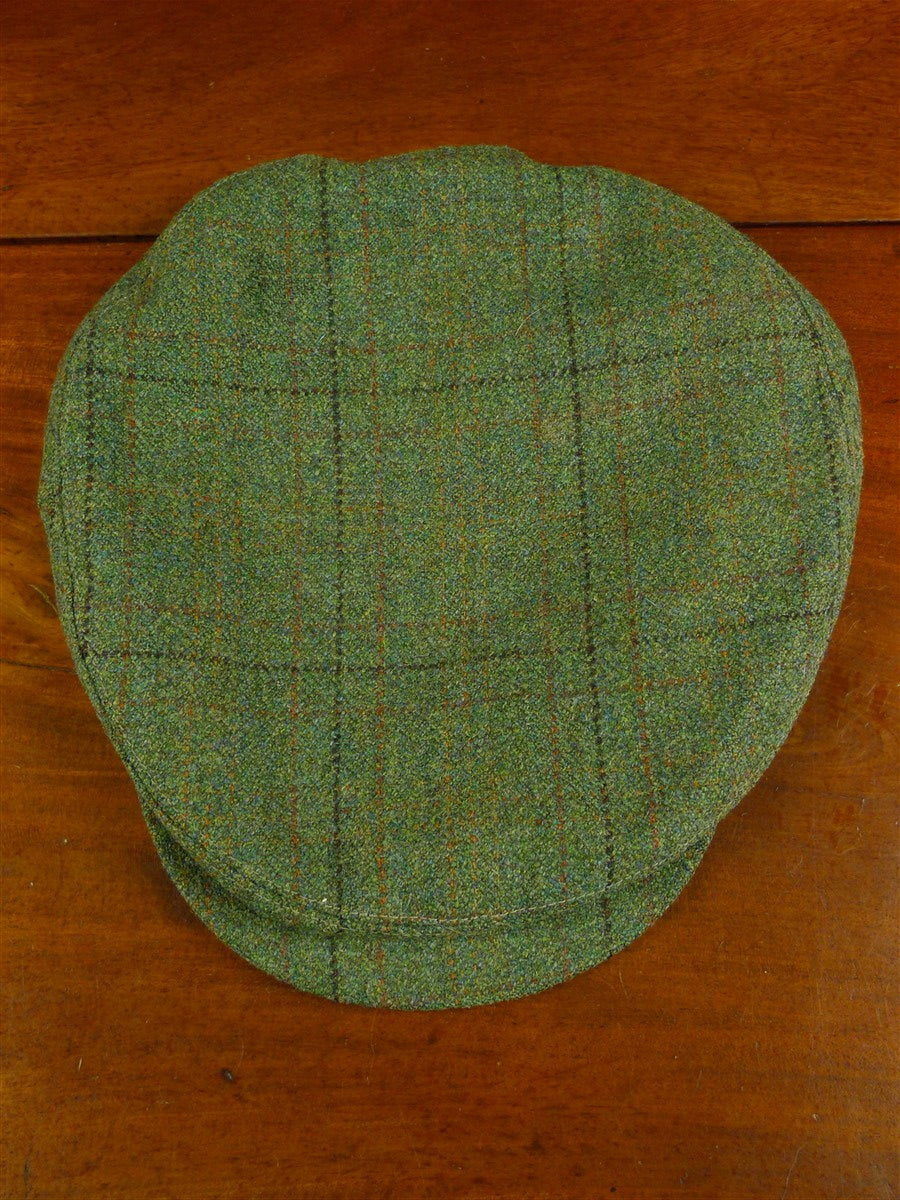 26/0879 scottish green lairg tartan check tweed flat cap for country pursuits / vintage revivals 61 cms
