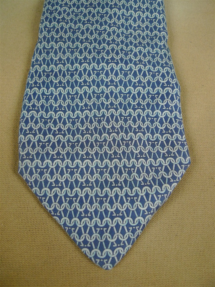 26/0906 immaculate salvatore ferragamo pale blue link pattern silk tie (rrp £200)