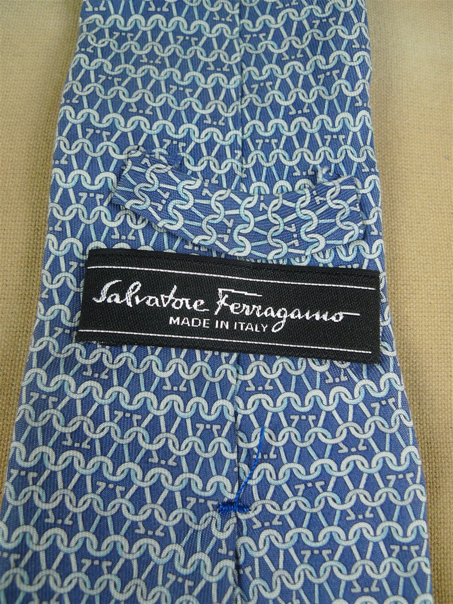 26/0906 immaculate salvatore ferragamo pale blue link pattern silk tie (rrp £200)