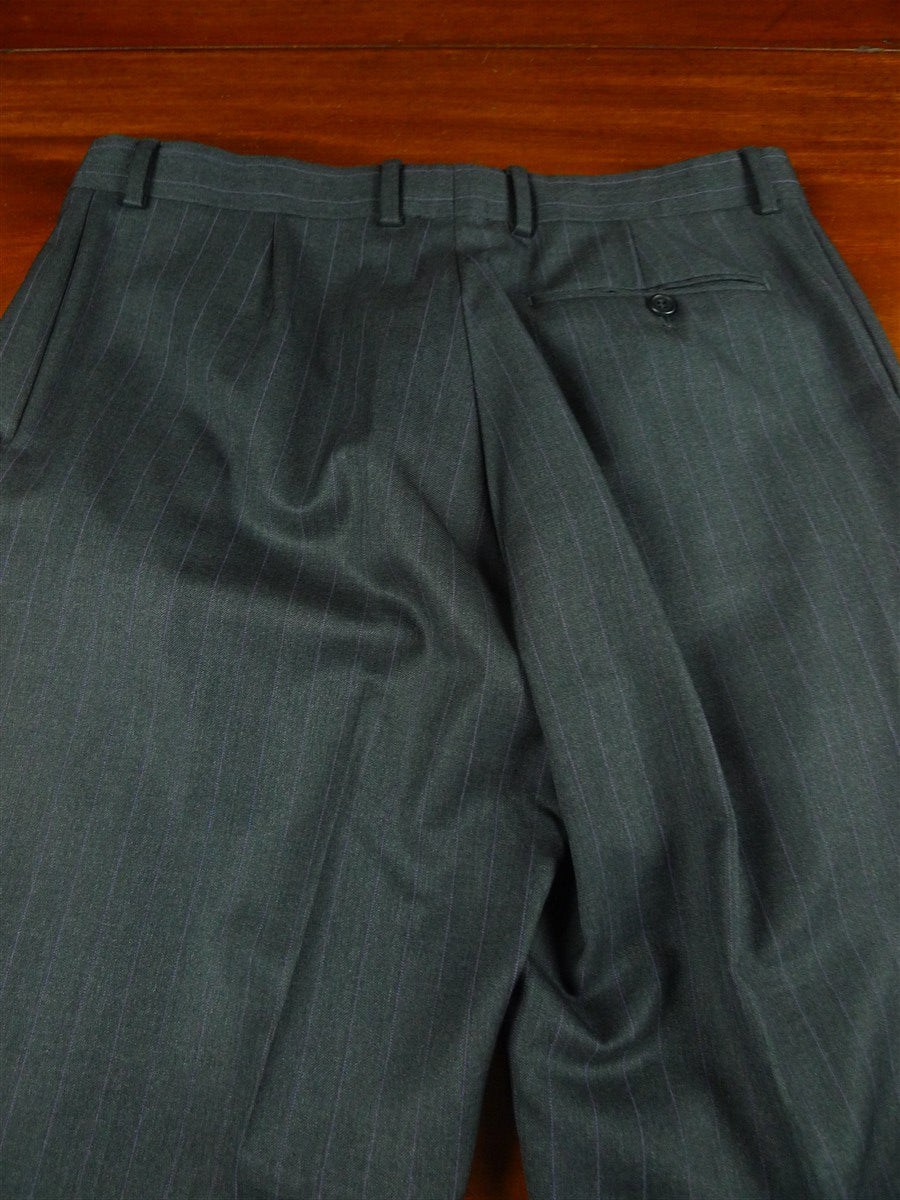 26/0968 immaculate gieves & hawkes savile row mtm grey / lilac pin-stripe canvassed wool suit w/ carrier 37 regular