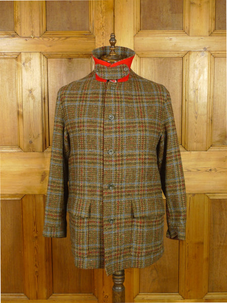26/0982 exceptional immaculate vintage invertere tweed field shooting coat w/ action back & red wool lining 40-42