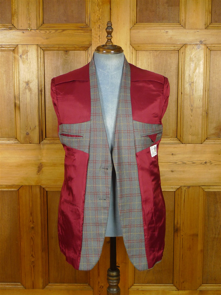 26/0983 VINTAGE TURNBULL & ASSER JERMYN STREET GREY WP CHECK WOOL SPORTS JACKET BLAZER 39-40 REGULAR