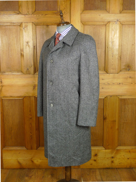 26/1017 immaculate vintage french pure wool grey herringbone tweed ragalan coat overcoat 44-45