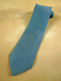 26/1072 immaculate hermes green / blue chevron pattern silk tie 758808T