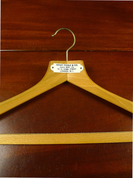 26/1098 immaculate vintage henry poole savile row bespoke wooden suit hanger