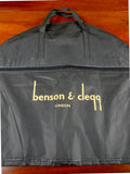 26/1143 benson & clegg jermyn street london black / gold suit bag carrier