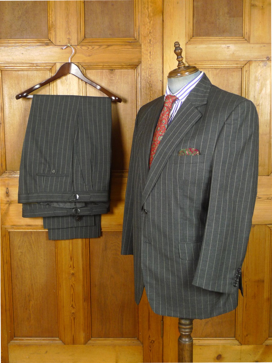 26/1112 vintage 1999 savile row bespoke grey pin-stripe worsted & mohair suit w/ 2 pr trs 43-44 regular