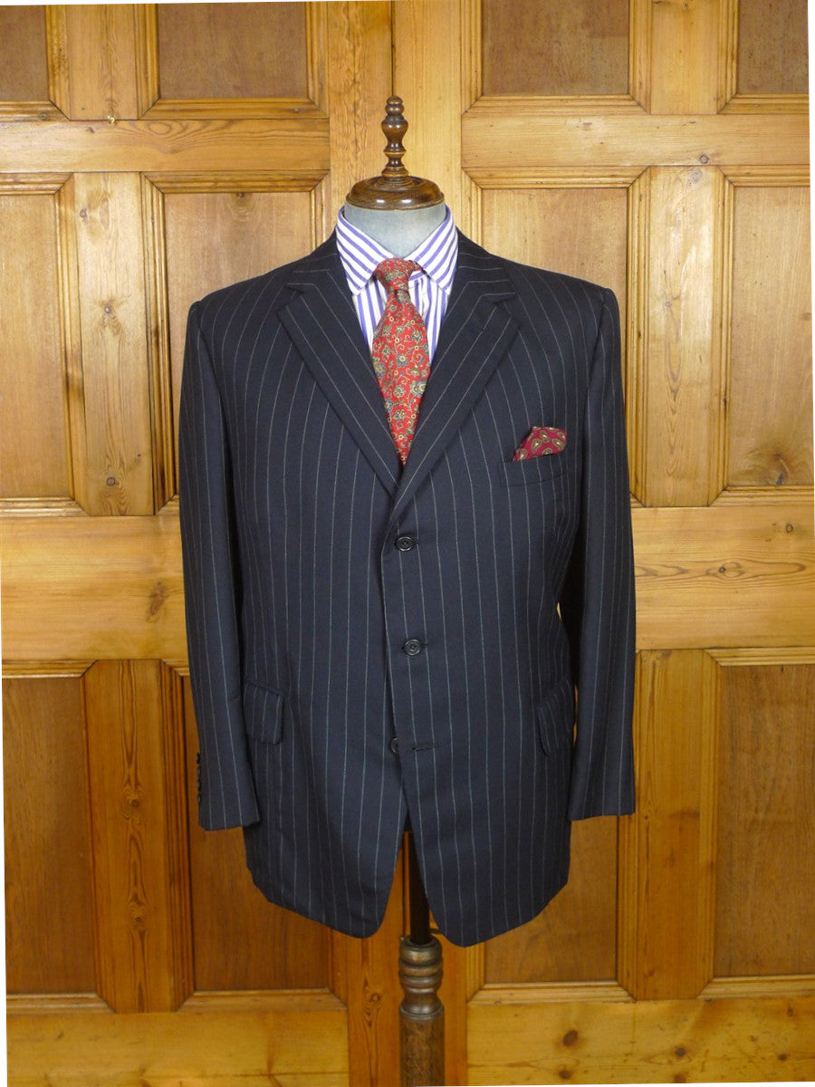 26/1126 vintage airey & wheeler savile row bespoke navy blue pin-stripe worsted suit 48 short