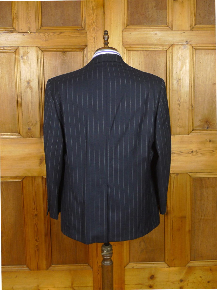 26/1126 vintage airey & wheeler savile row bespoke navy blue pin-stripe worsted suit 48 short