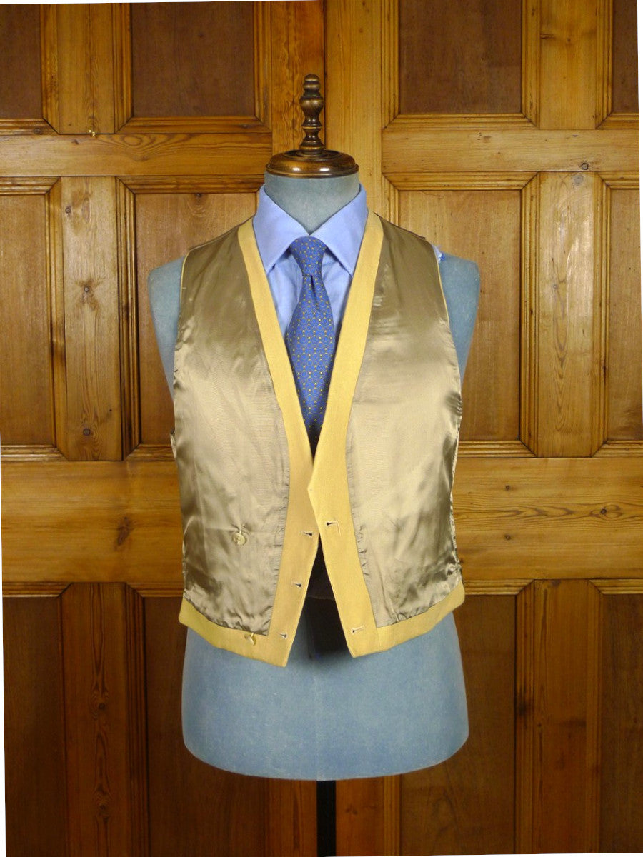 26/1148 hackett 100% linen d/b morning waistcoat 38 long