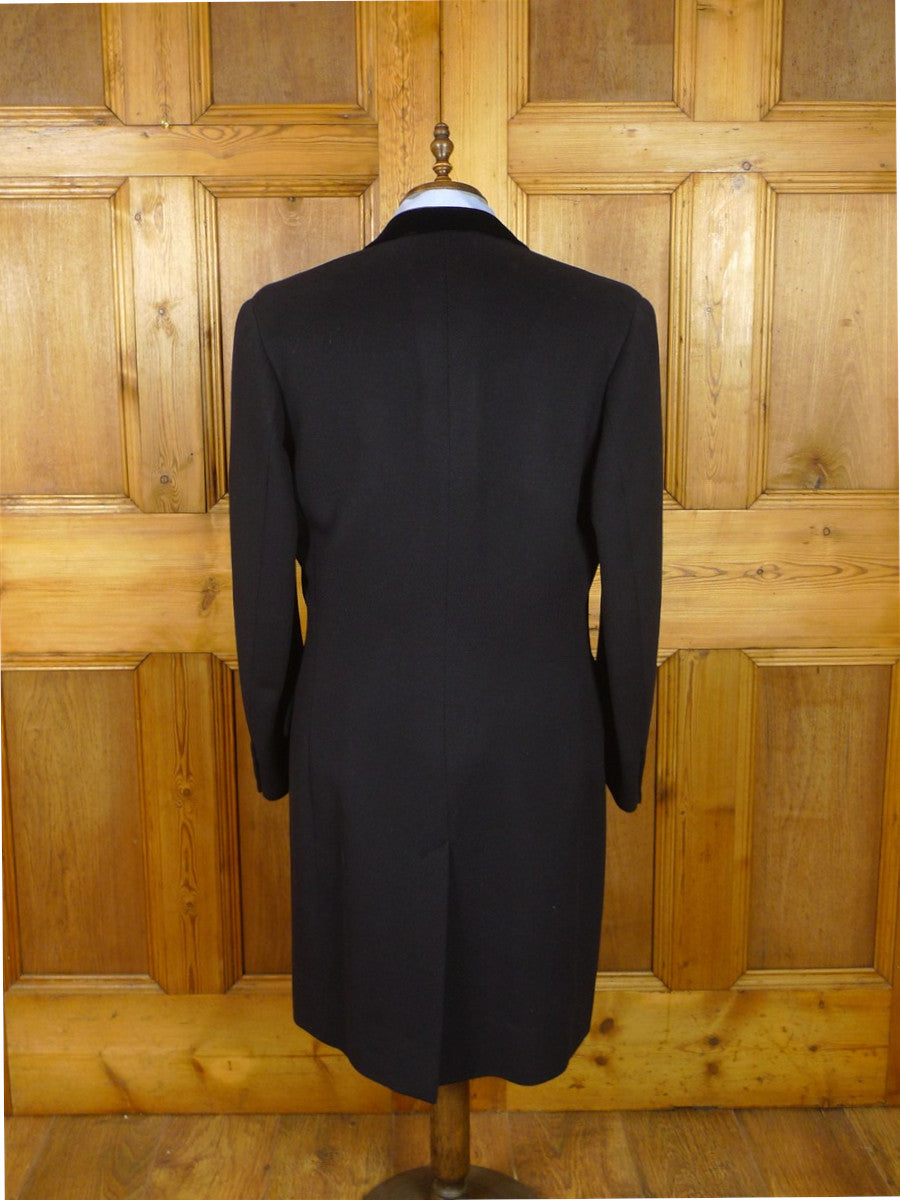 26/1146 immaculate vintage 1965 maurice sedwell savile row bespoke navy blue heavyweight crombie wool overcoat w/ silk velvet collar 40-42
