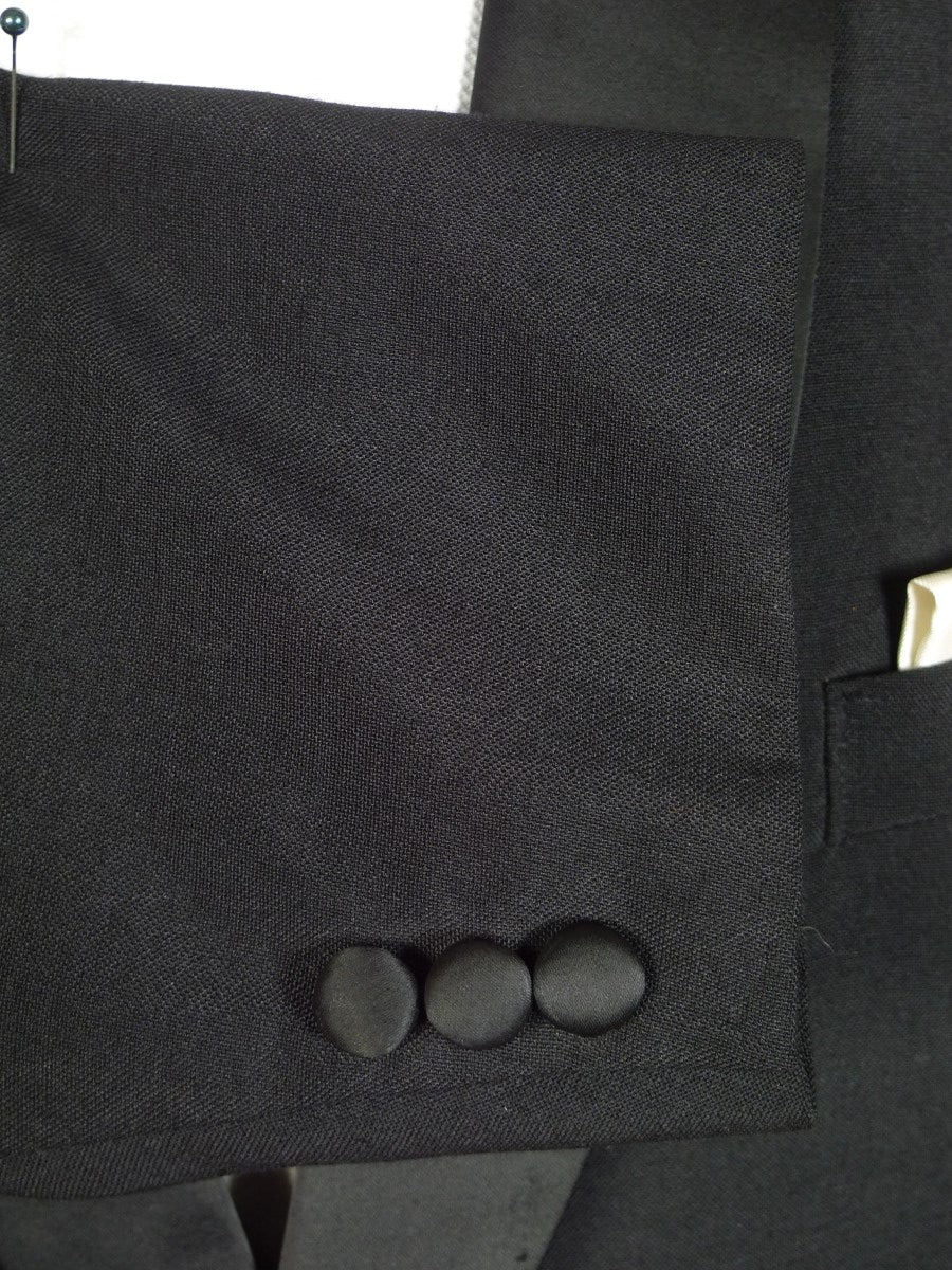 22/0500 vintage 1960s black worsted & mohair shawl collar dinner jacket 42 short